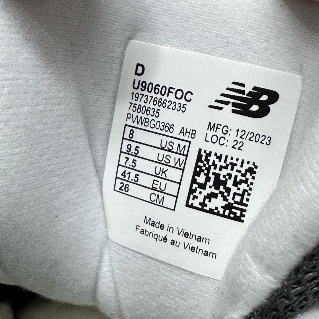 New Balance 9060 - Image 2
