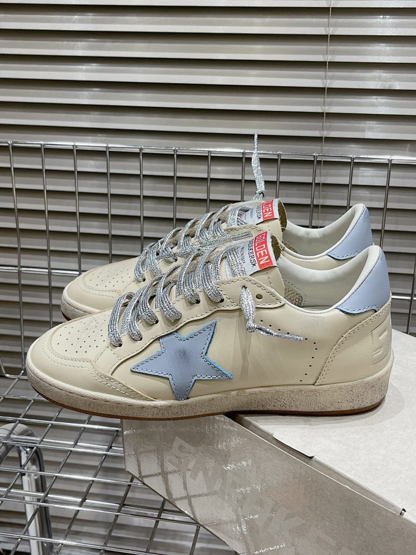 Golden Goose Deluxe Brand 3