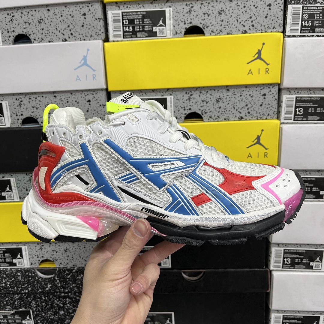 Balenciaga BLCG Runner 7.0 - Image 8
