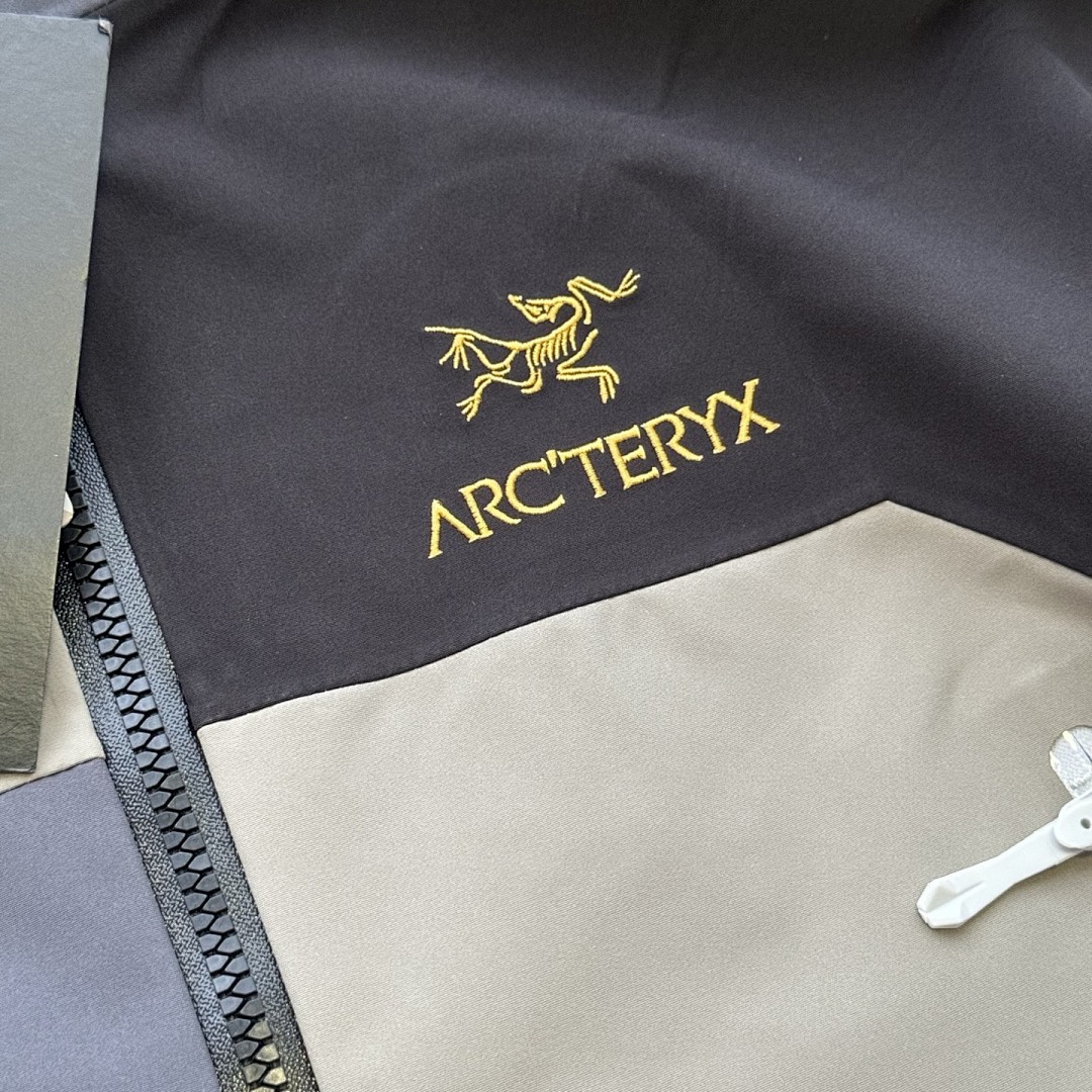 Arc'teryx BEAMS Beta Jacket Dimensions - Image 17