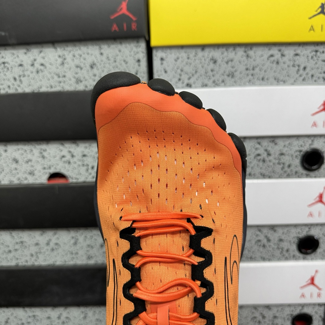 Balenciaga Anatomic Runner - Image 11