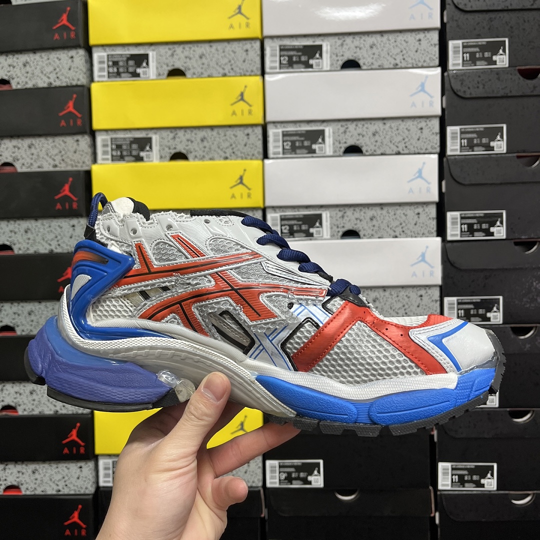 Balenciaga BLCG Runner 7.0 - Image 7