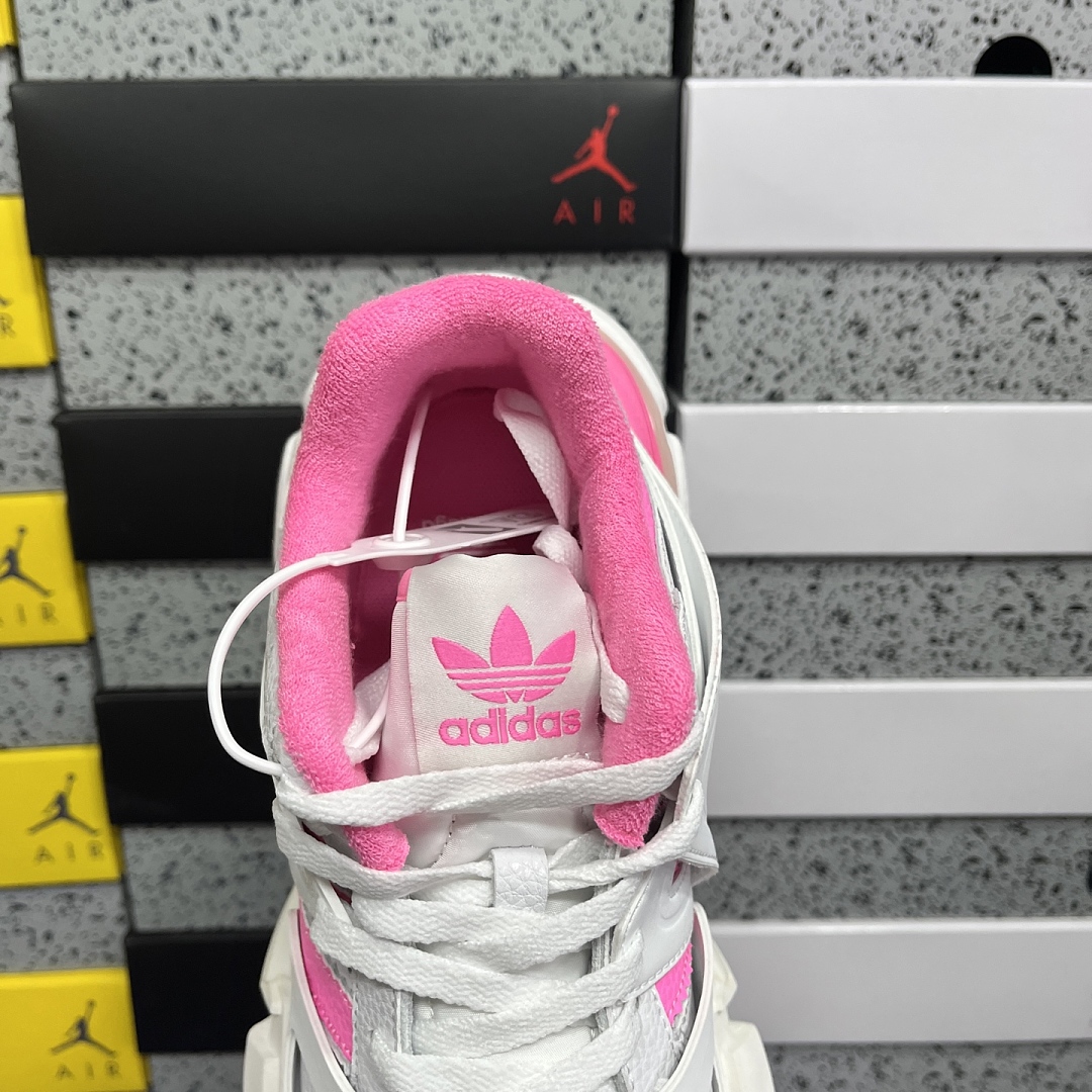 Balenciaga Track - Image 4