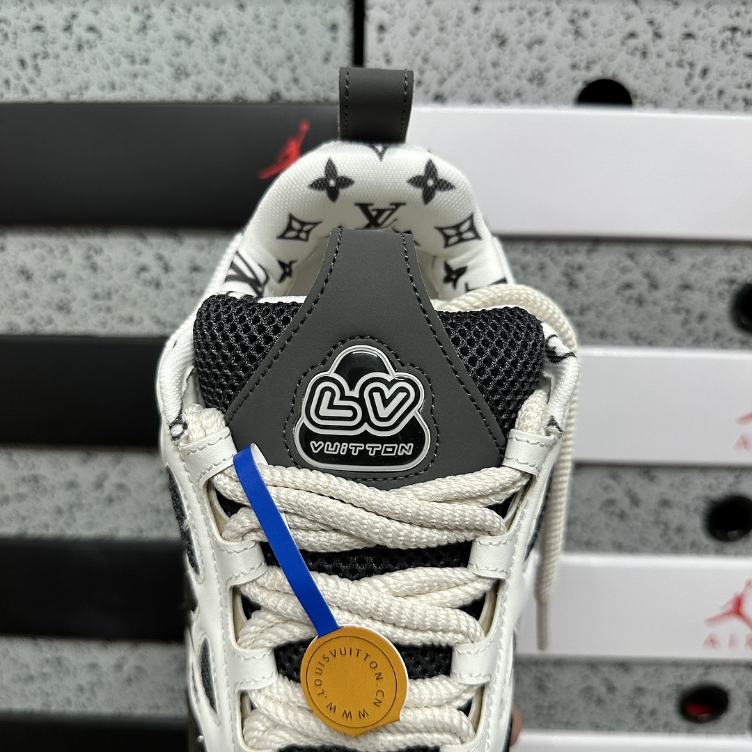 Louis Vuitton Skate Sneaker SK8 (Black Brown) - Image 8