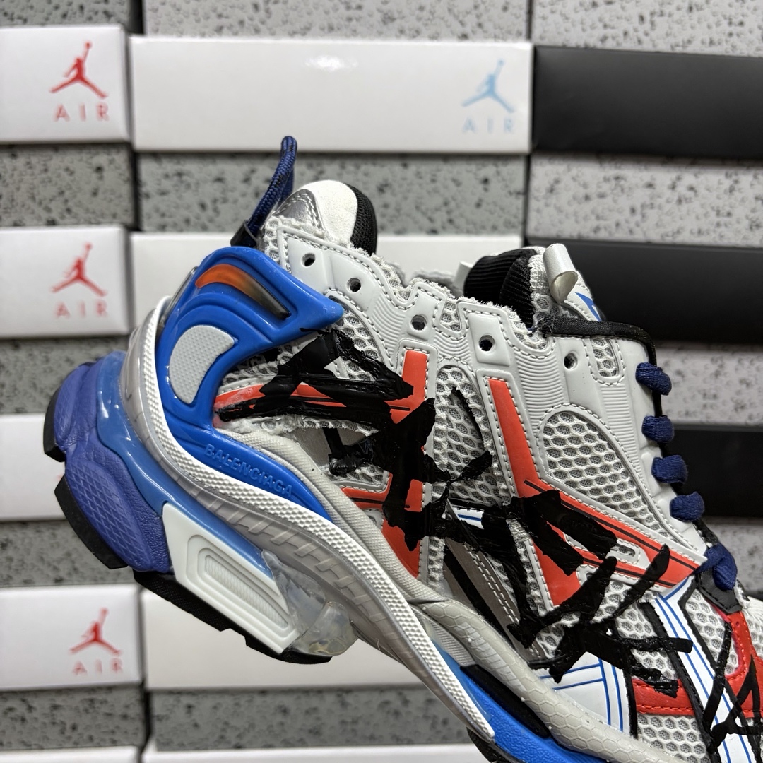 Balenciaga BLCG Runner 7.0 - Image 8