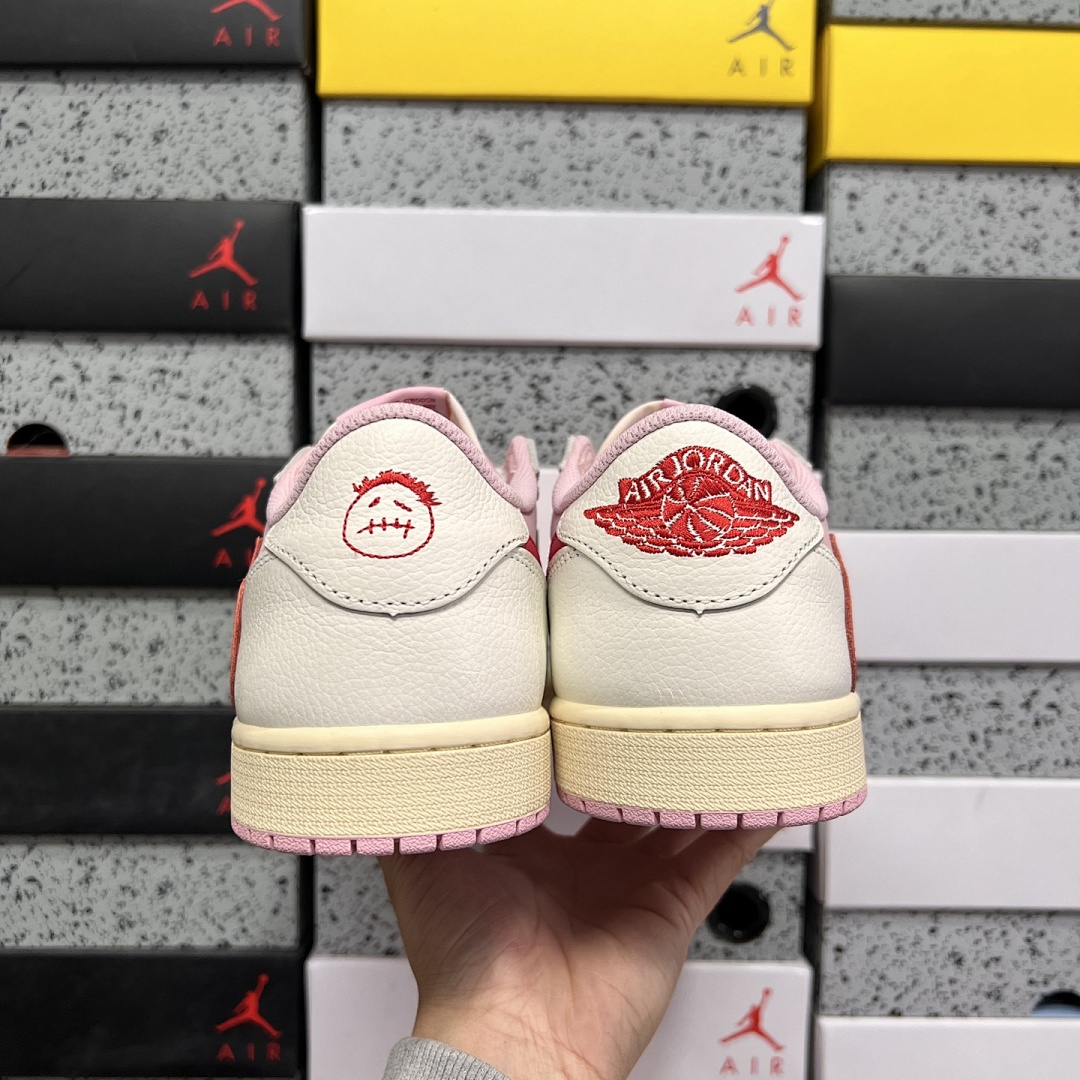 Nike Jordan 1 Retro Low OG SP Travis Scott Shy (Pink) - Image 4
