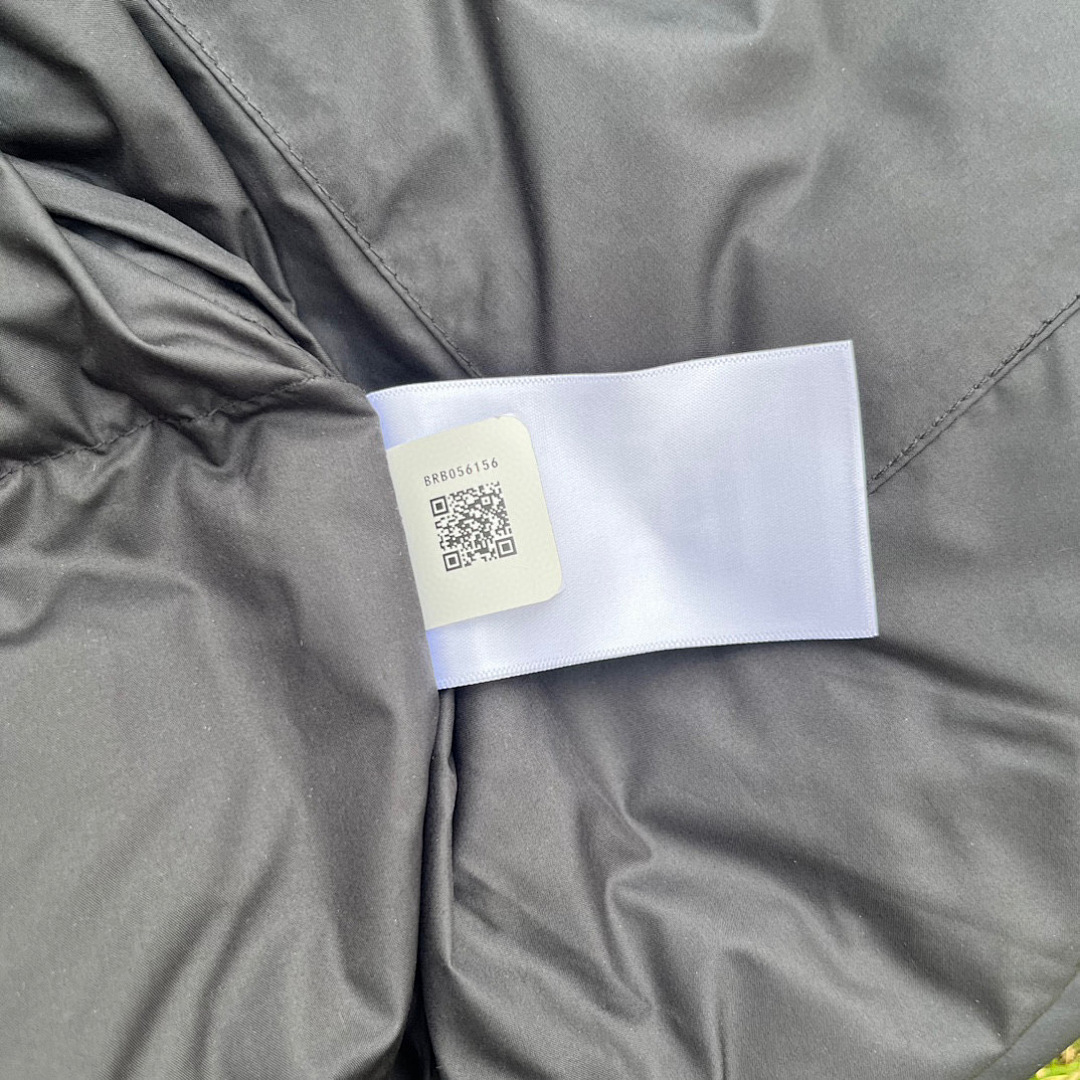 The North Face TNF 1996 Retro Nuptse 700 Fill Packable Jacket - Image 67