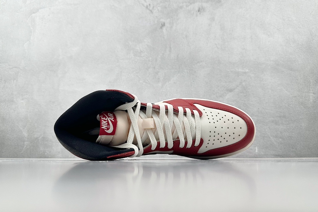 Chanel Jordan Air 1 Chicago - Image 17