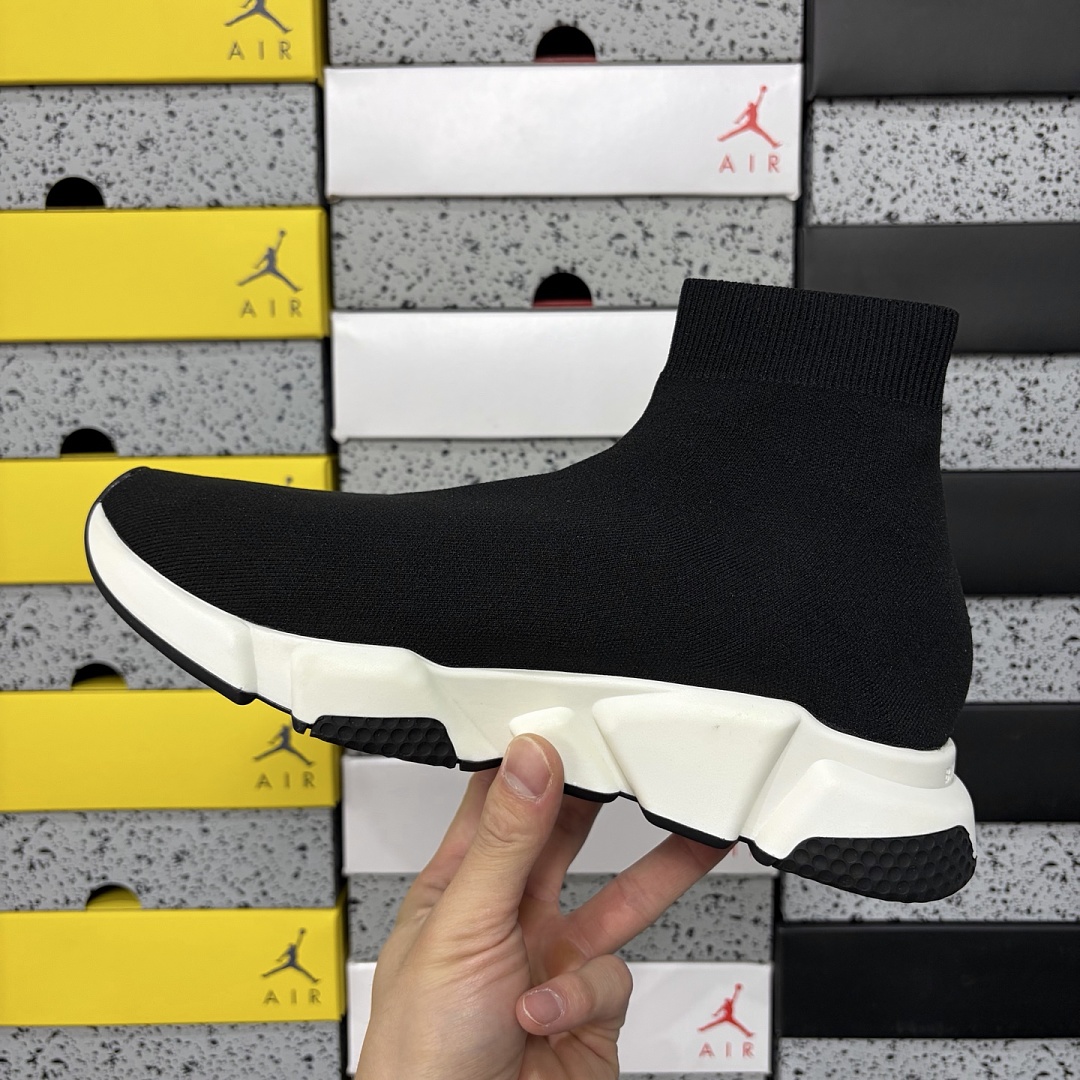 Balenciaga Speed Clear Sole Black White Socks - Image 5