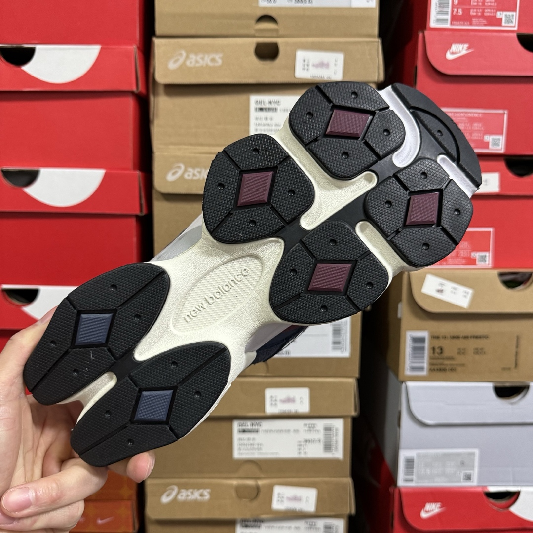 New Balance 9060 - Image 2