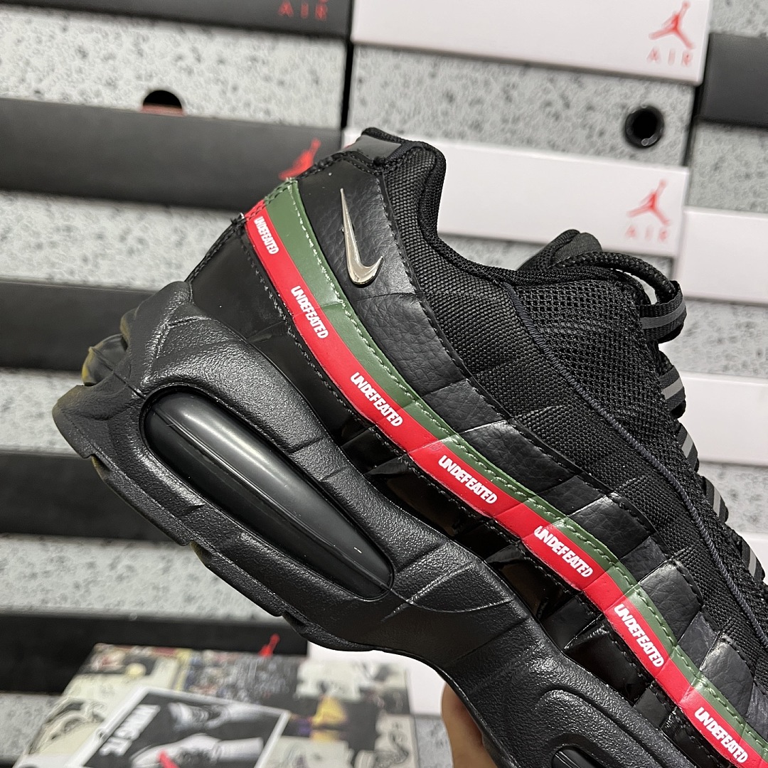 Nike Air Max 95 SP Undefeated Black IB4453-001 - Image 8