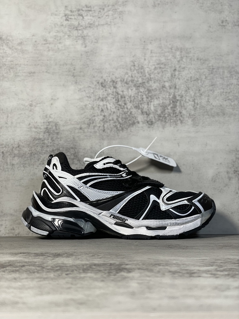Balenciaga Runner 2.0 - Image 12