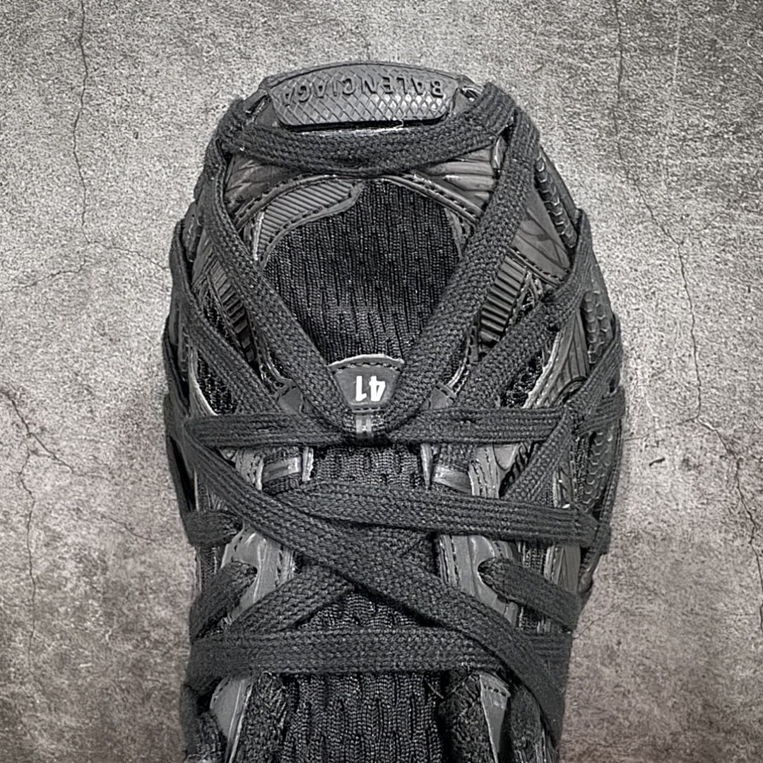 Balenciaga 3XL Extreme Lace - Image 108