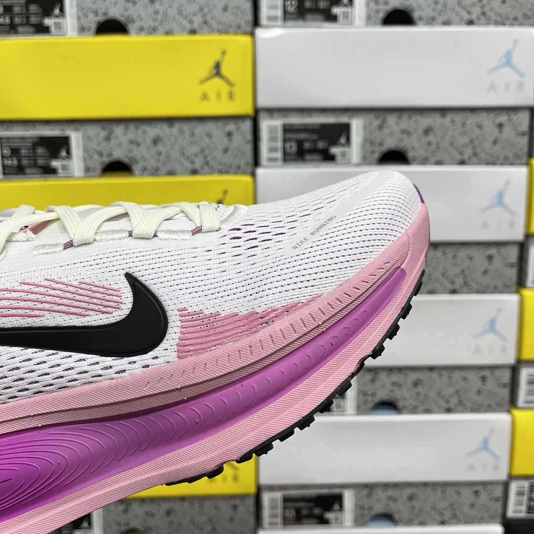 Nike Zoom Vomero - Image 5