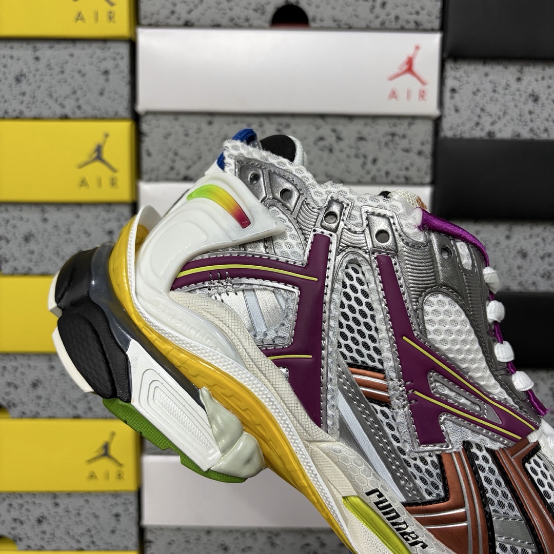 Balenciaga BLCG Runner Multicolor 7.0 - Image 4