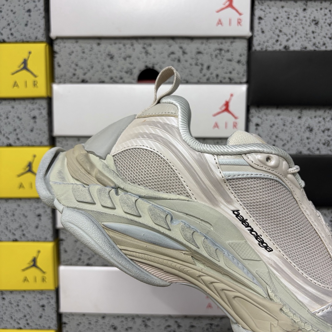 Balenciaga Triple S 2 - Image 10