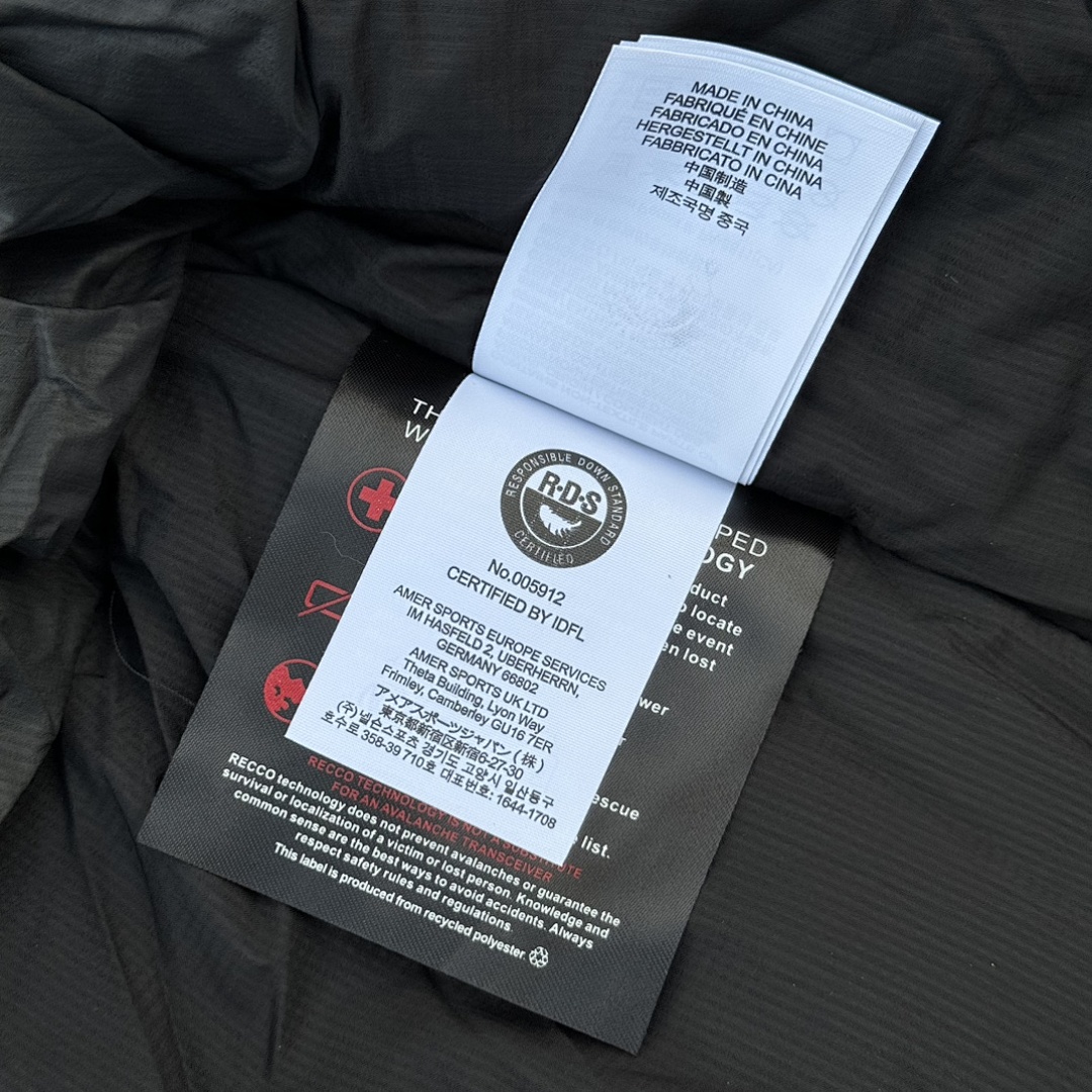 Arc'teryx Macai Jacket (Black) - Image 12