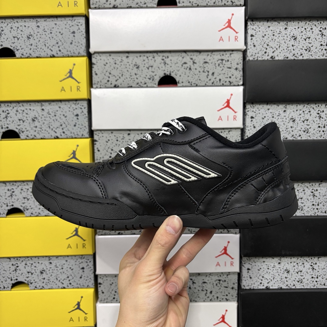 Balenciaga Hamptons Sneakers 1000 - Image 7