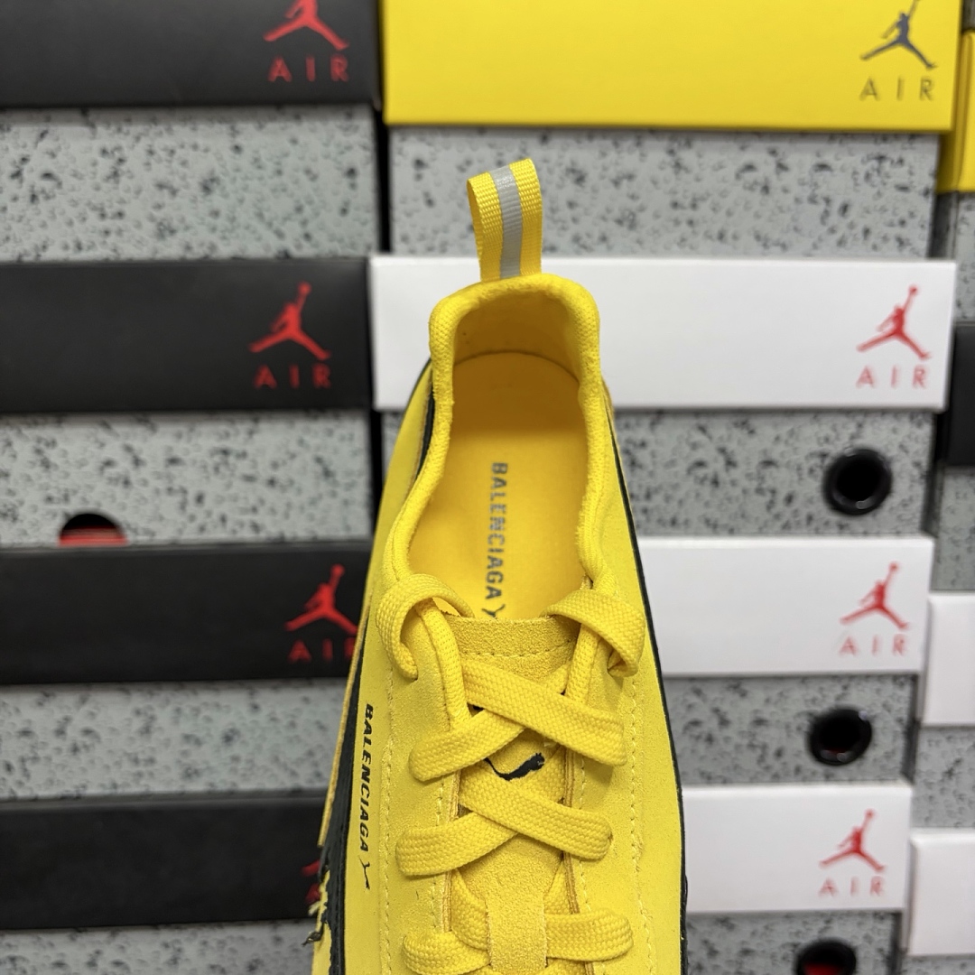 Balenciaga Speedcat Suede (Distressed Yellow Black) - Image 3