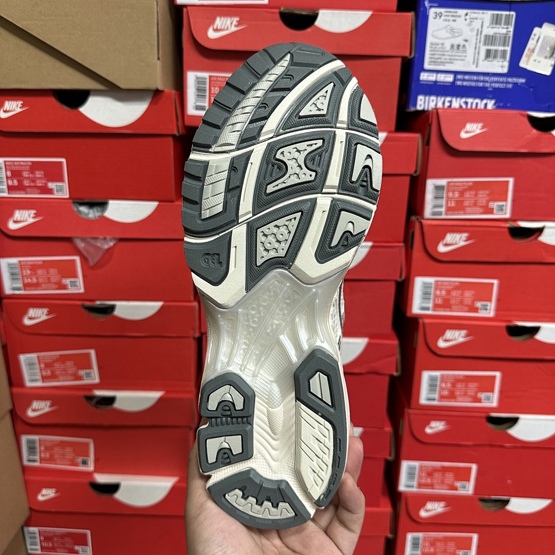 ASICS Gel-Kayano 14 Birch Dark Pewter 1201A019-200 (Silver White) - Image 3