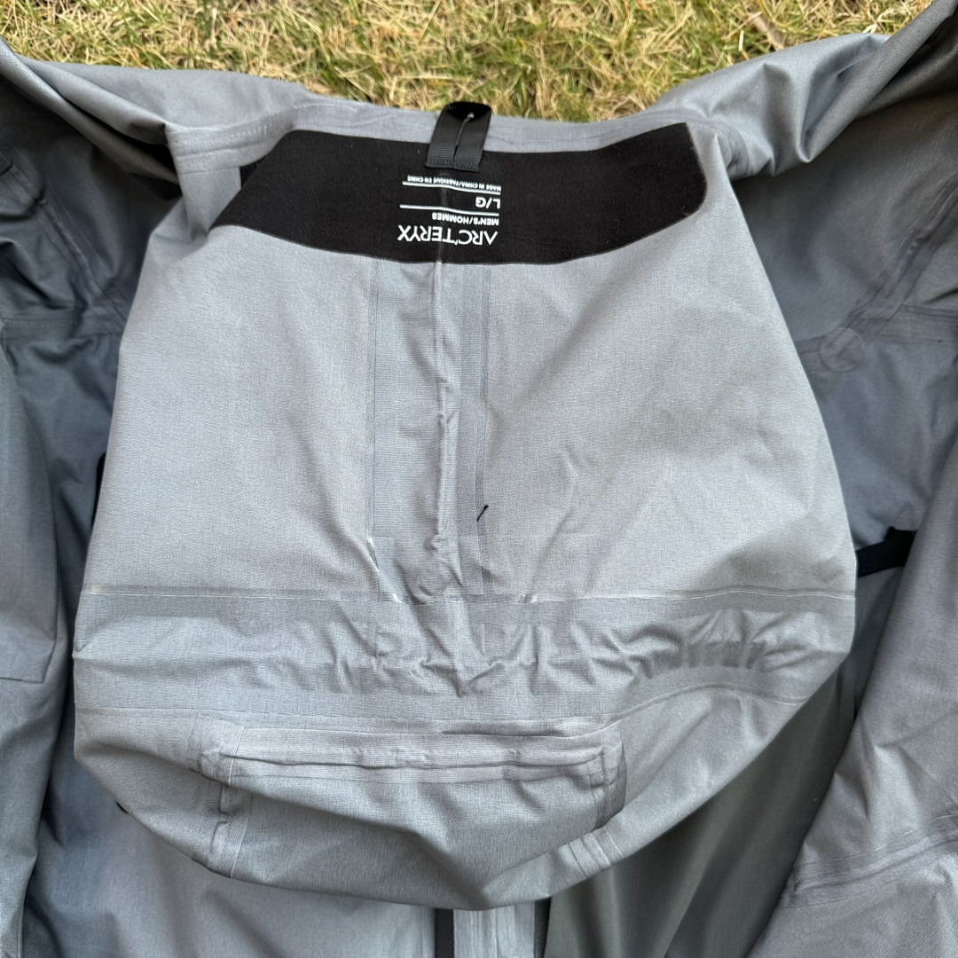 Arc'teryx Alpha Sv Jacket 6 Orca Gen - Image 18