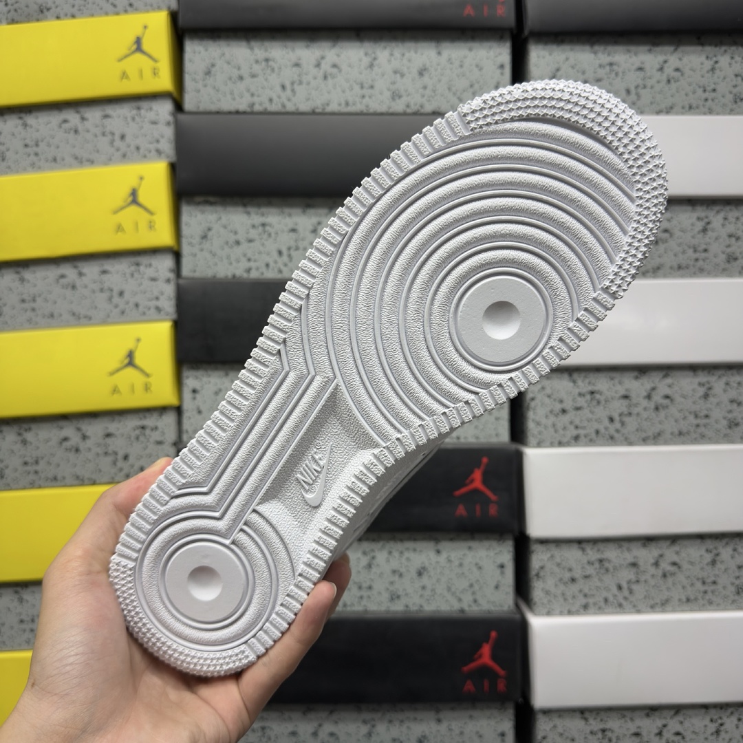 Nike Air Force 1 Low '07 Premium White Patent - Image 4