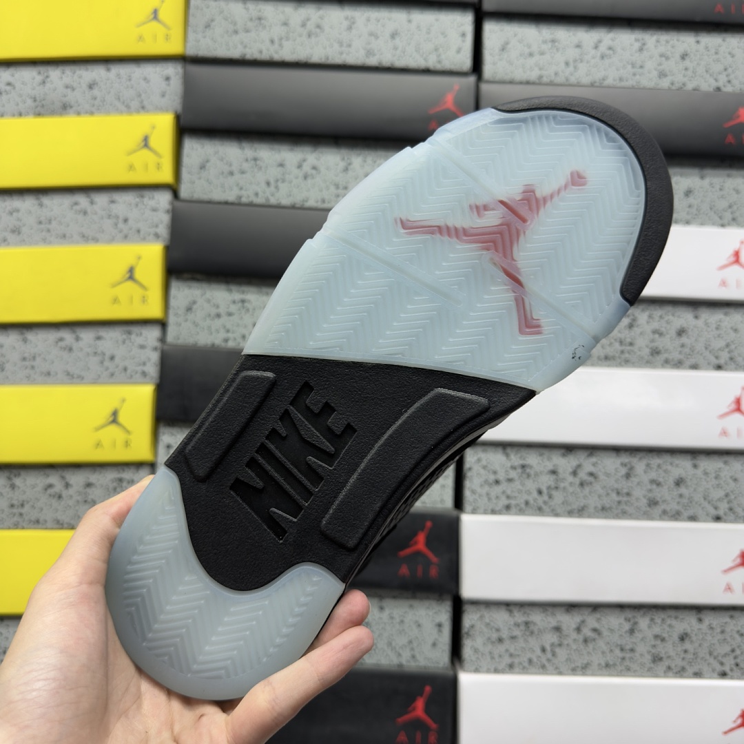 Nike 5 - Image 8