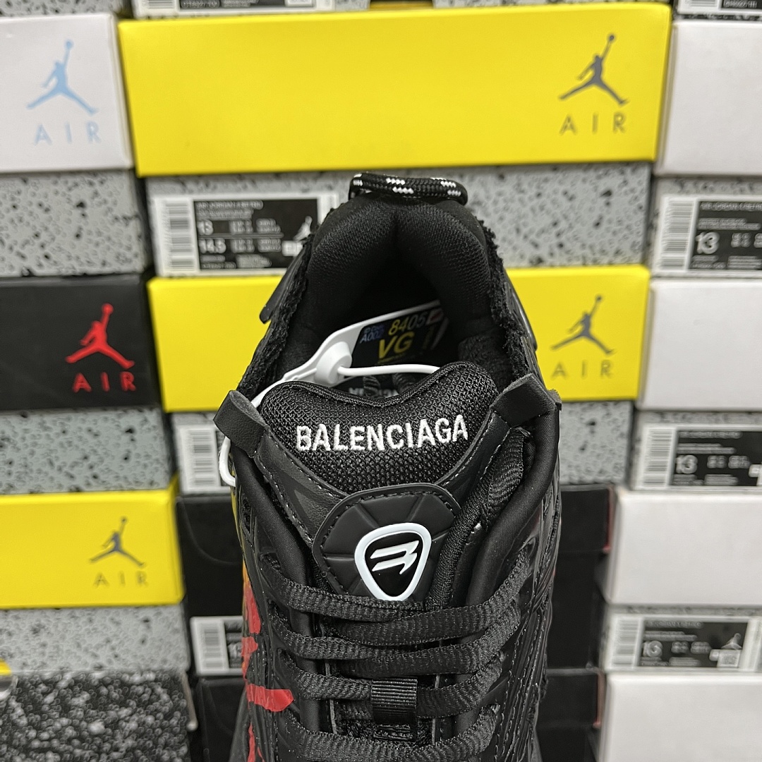 Balenciaga BLCG Runner 7.0 - Image 5