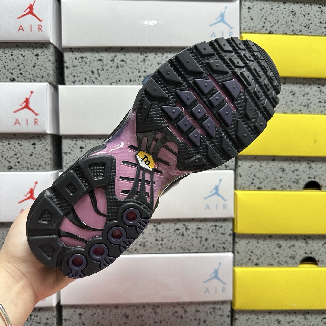 Nike Air Max Plus Northern Lights - Image 3