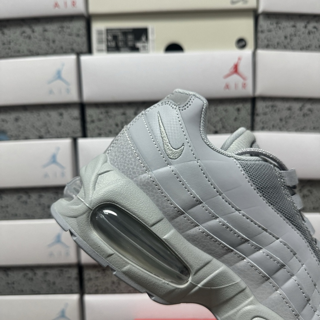 Nike Air Max 95 OG Big Bubble Wolf (Grey) - Image 9