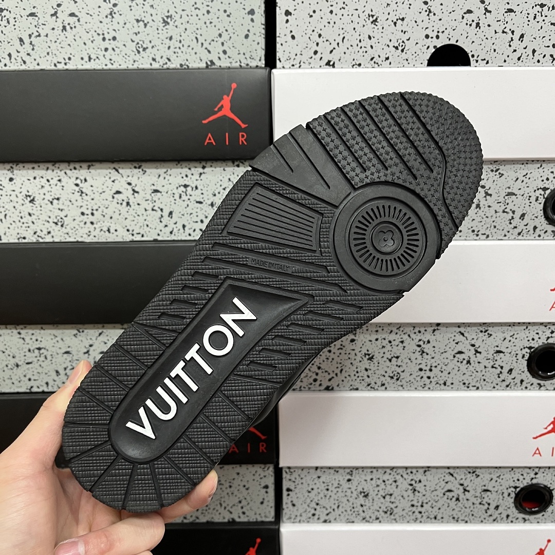 Louis Vuitton Trainer - Image 8