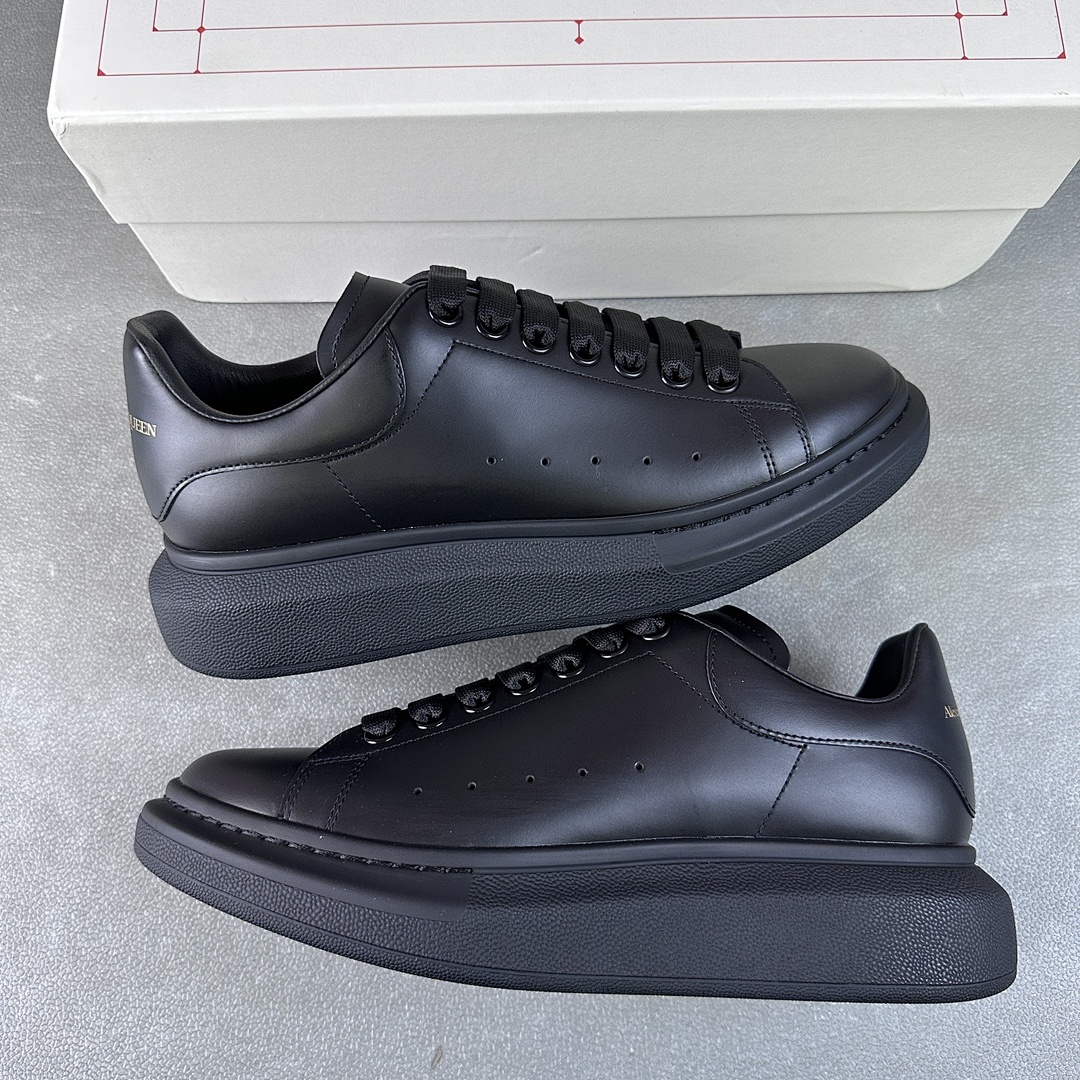 Alexander McQueen Alexander McQueen - Image 2