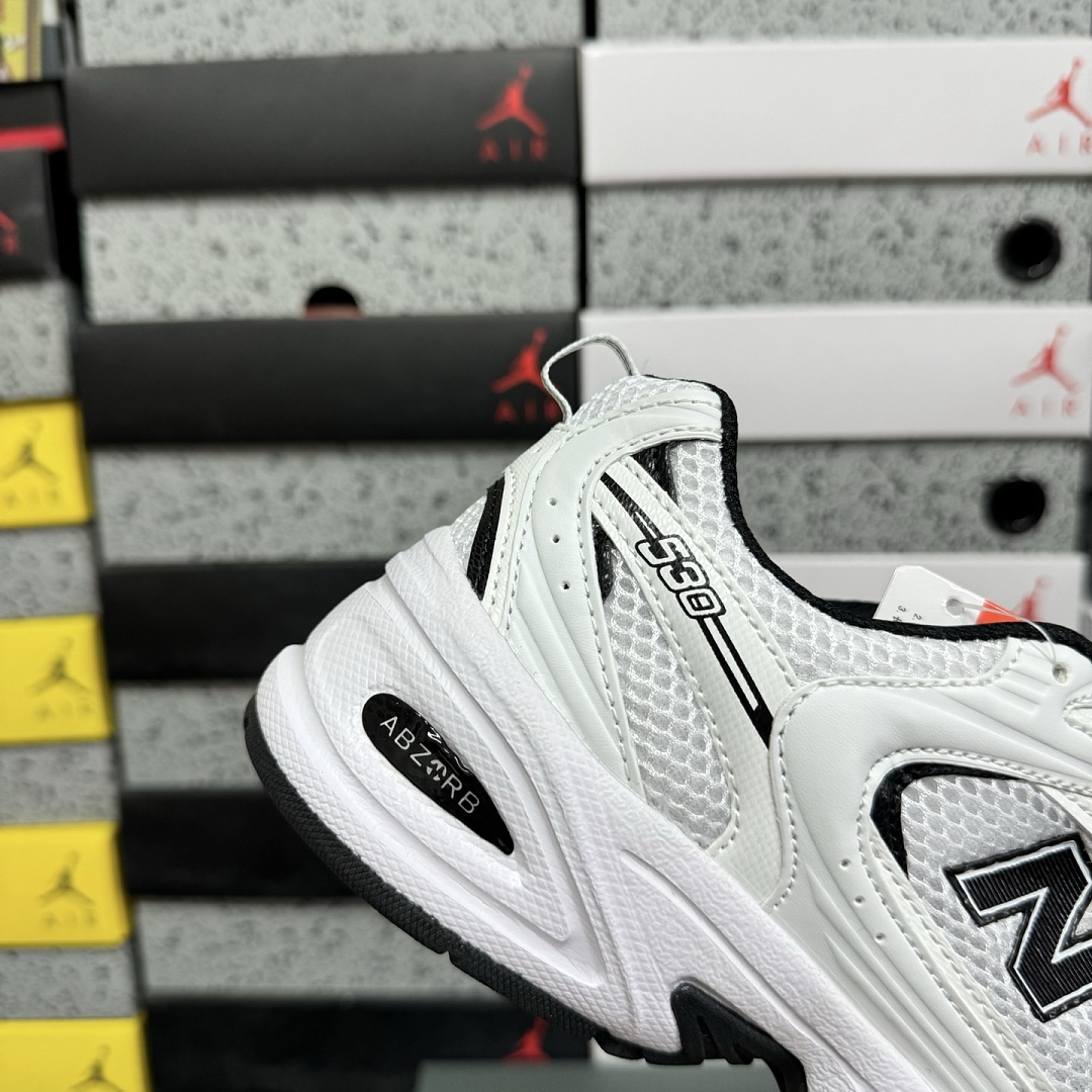 New Balance 530 White Black Details - Image 8