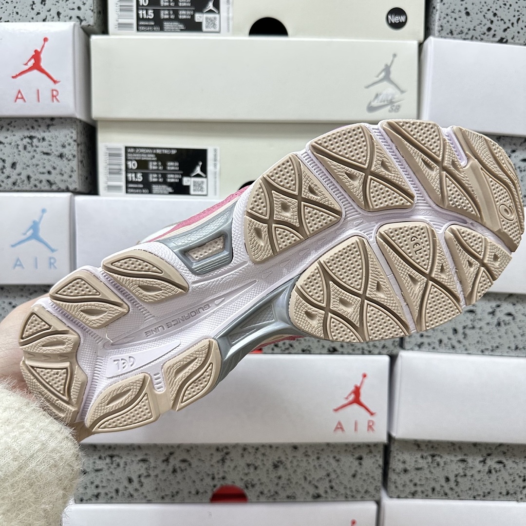 ASICS Gel-NYC Cream Mineral Beige Pink 1203A383-104 - Image 3