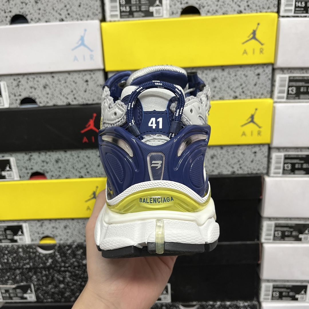Balenciaga BLCG Runner 7.0 - Image 8