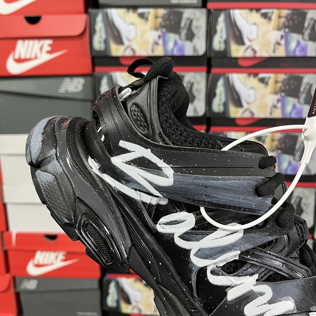Balenciaga BLCG Track - Image 4