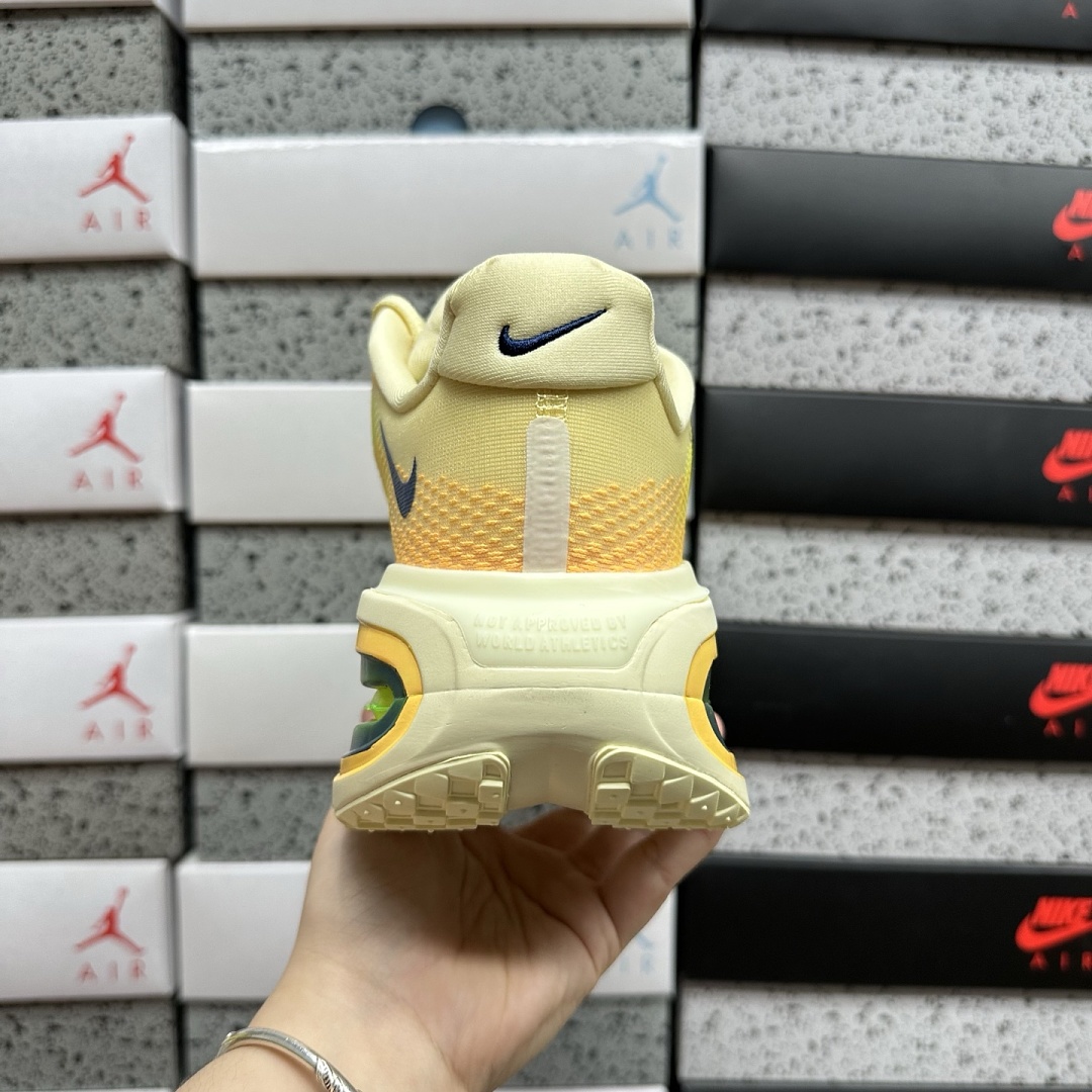 Nike Vomero Premium Alabaster - Image 10