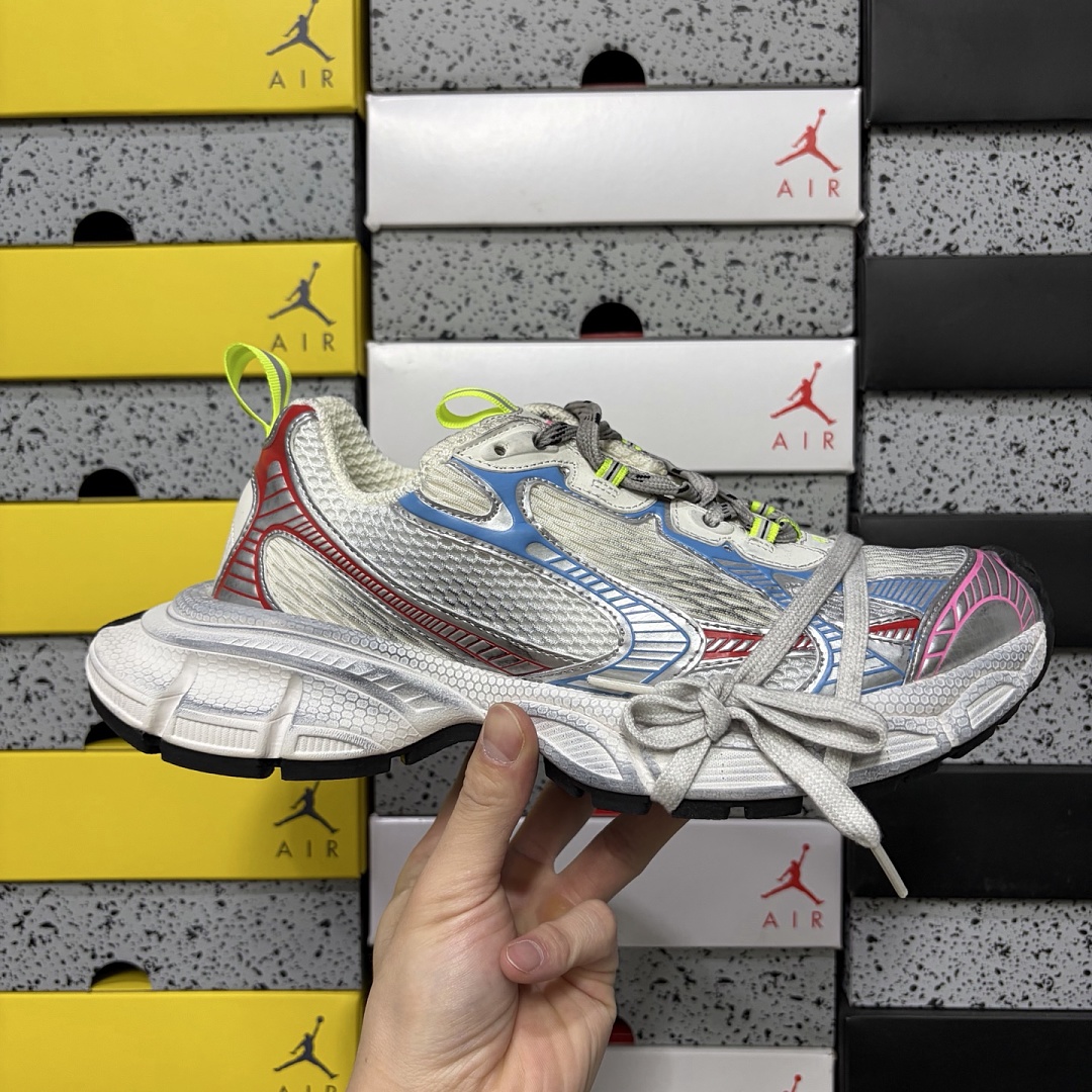 Balenciaga BLCG 3XL - Image 2