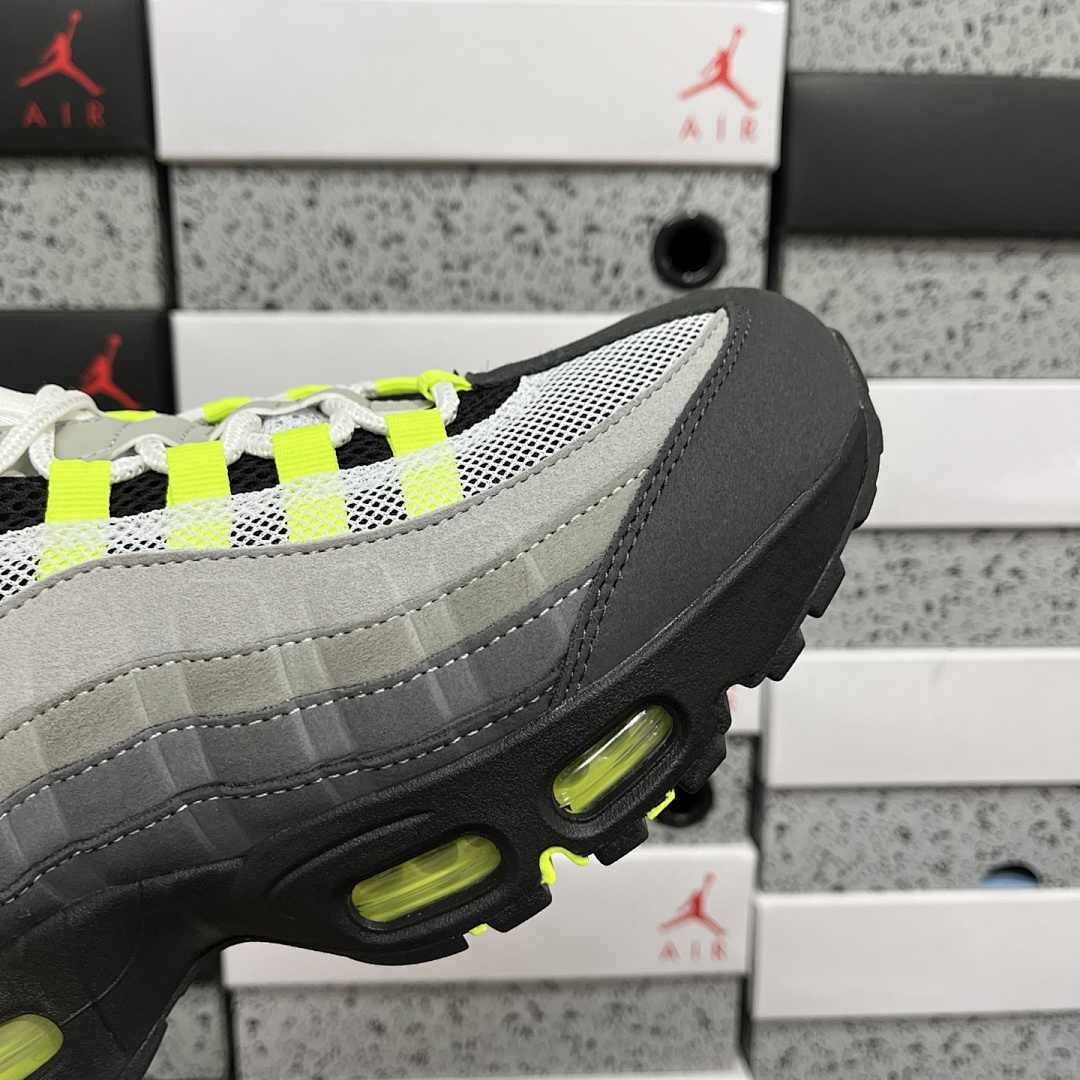 Nike Air Max 95 OG Big Bubble Neon - Image 8