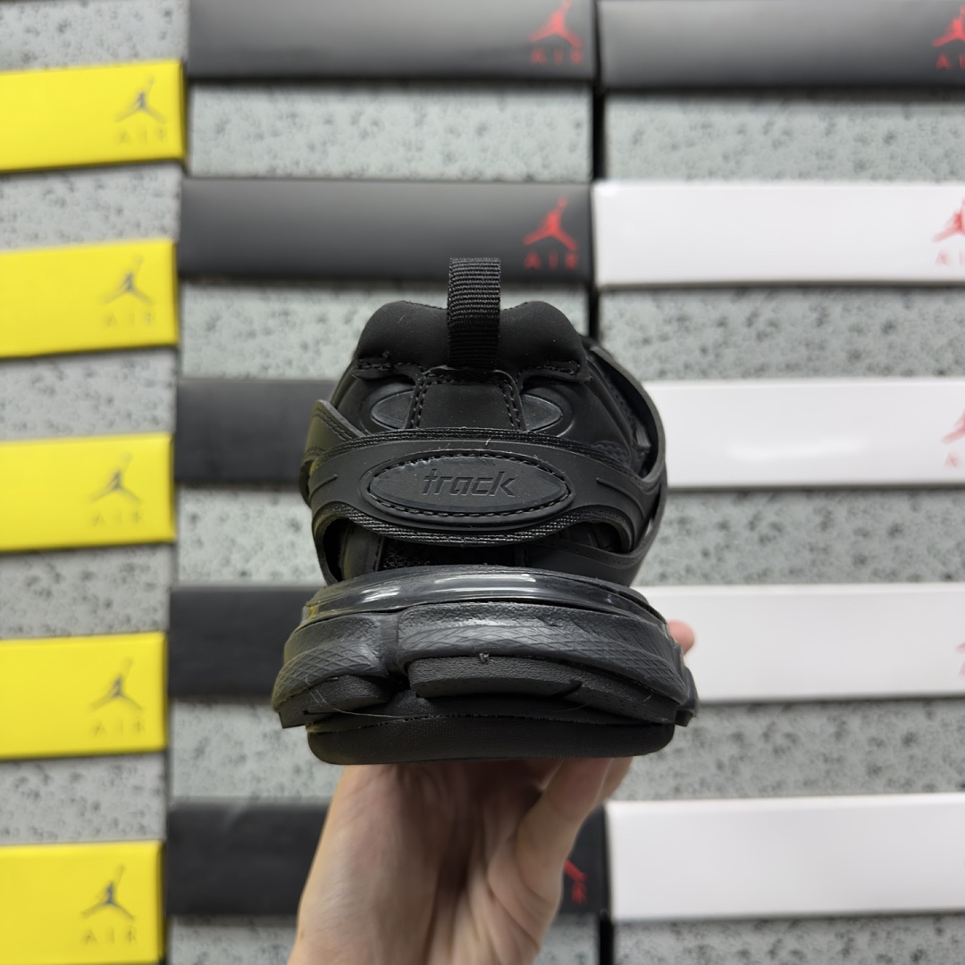 Balenciaga BLCG Track - Image 8