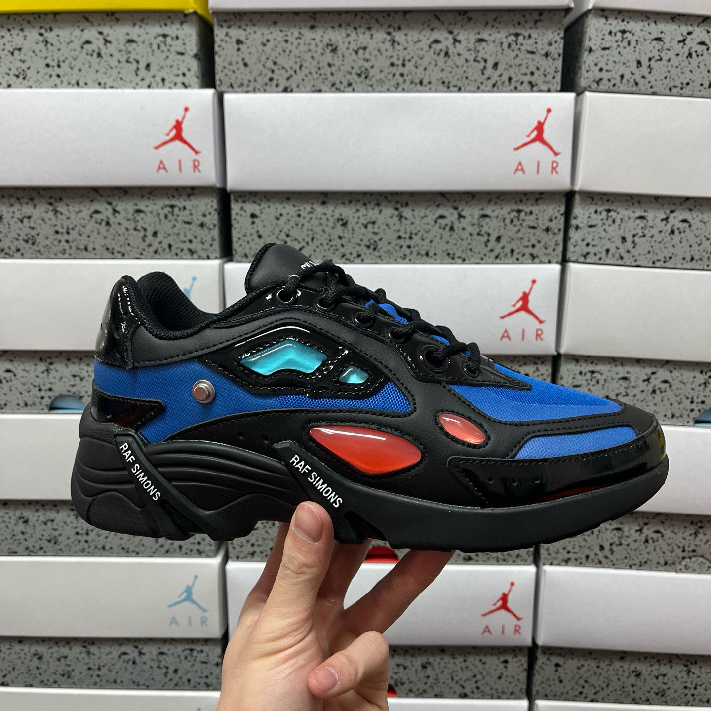 On Running Raf Simons Cylon-21 - Image 11