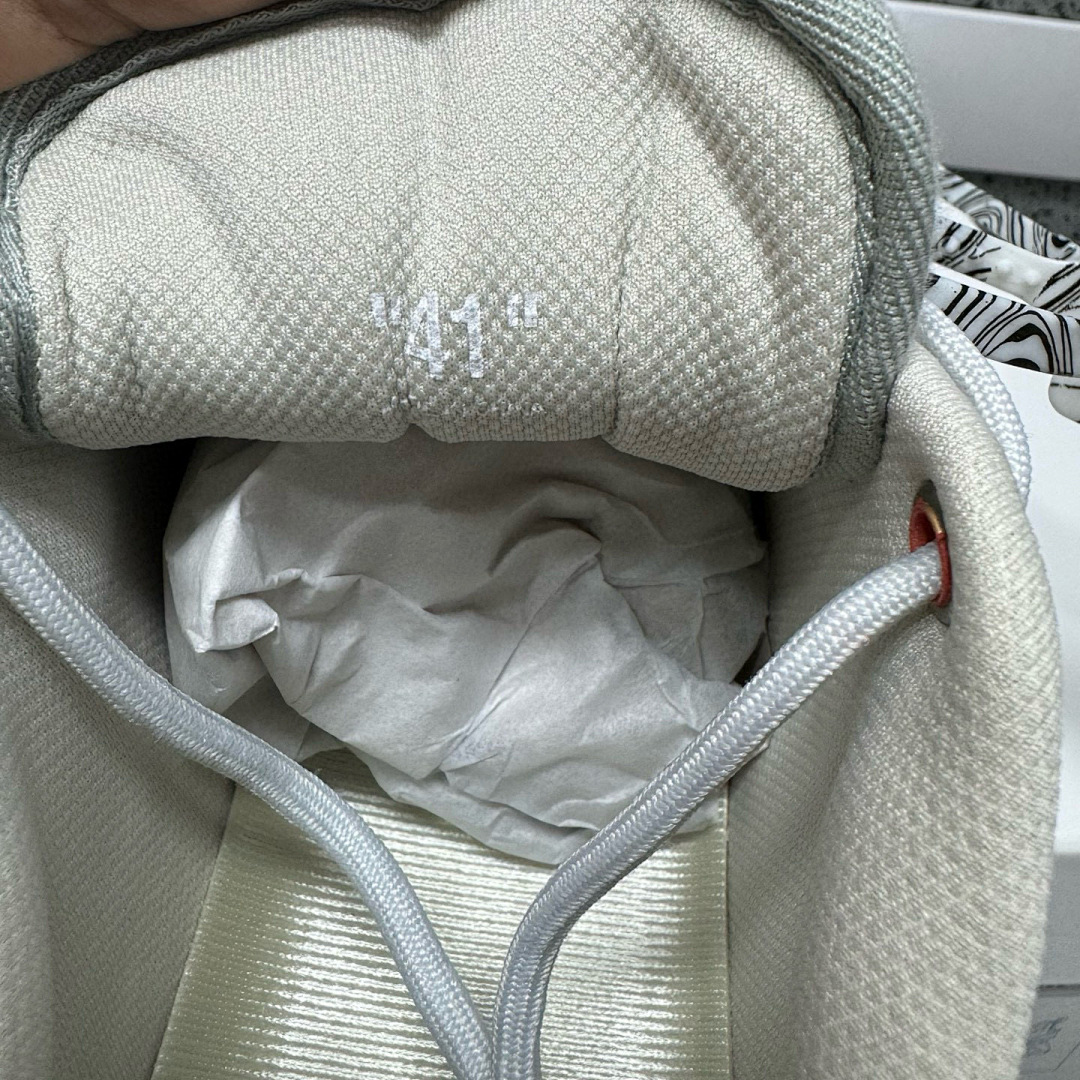 Off-White Odsy-2000 Green Arrow - Image 2
