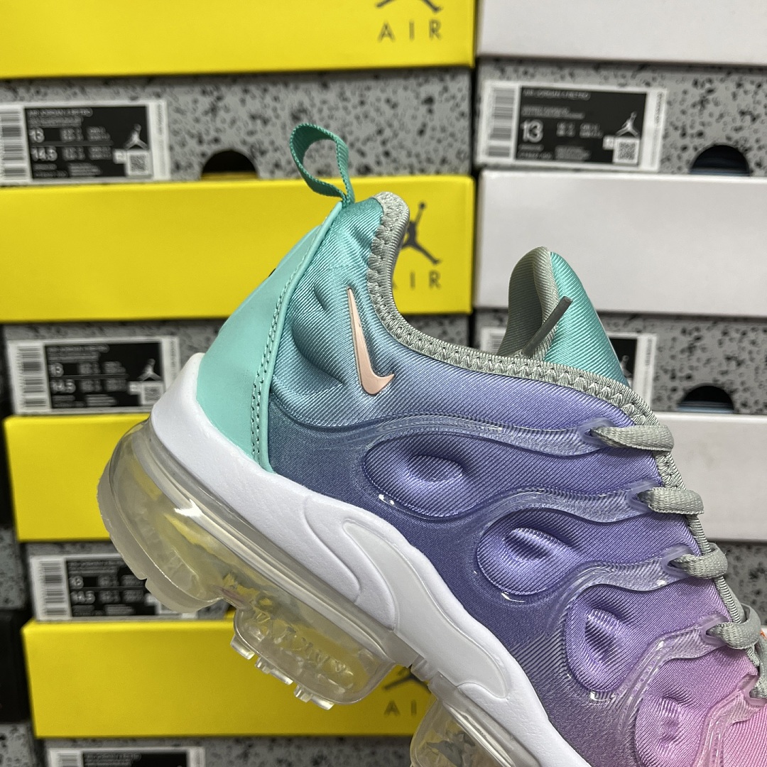 Nike Air VaporMax Plus - Image 3
