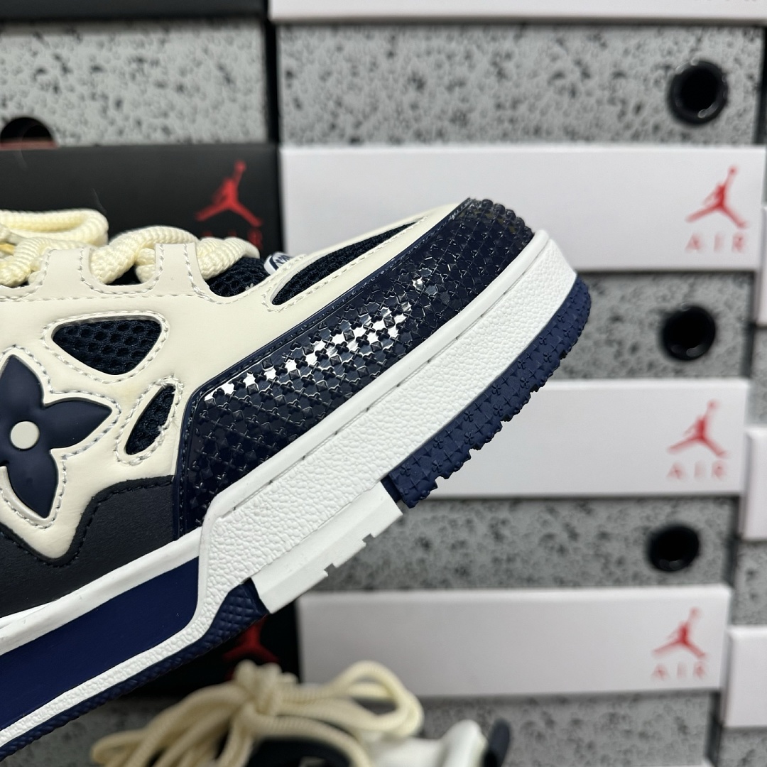 Louis Vuitton Skate Sneaker V3-8 - Image 2