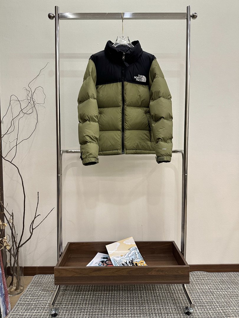 Chanel The North Face 1996 Retro Nuptse 700 Fill Packable Jacket - Image 113