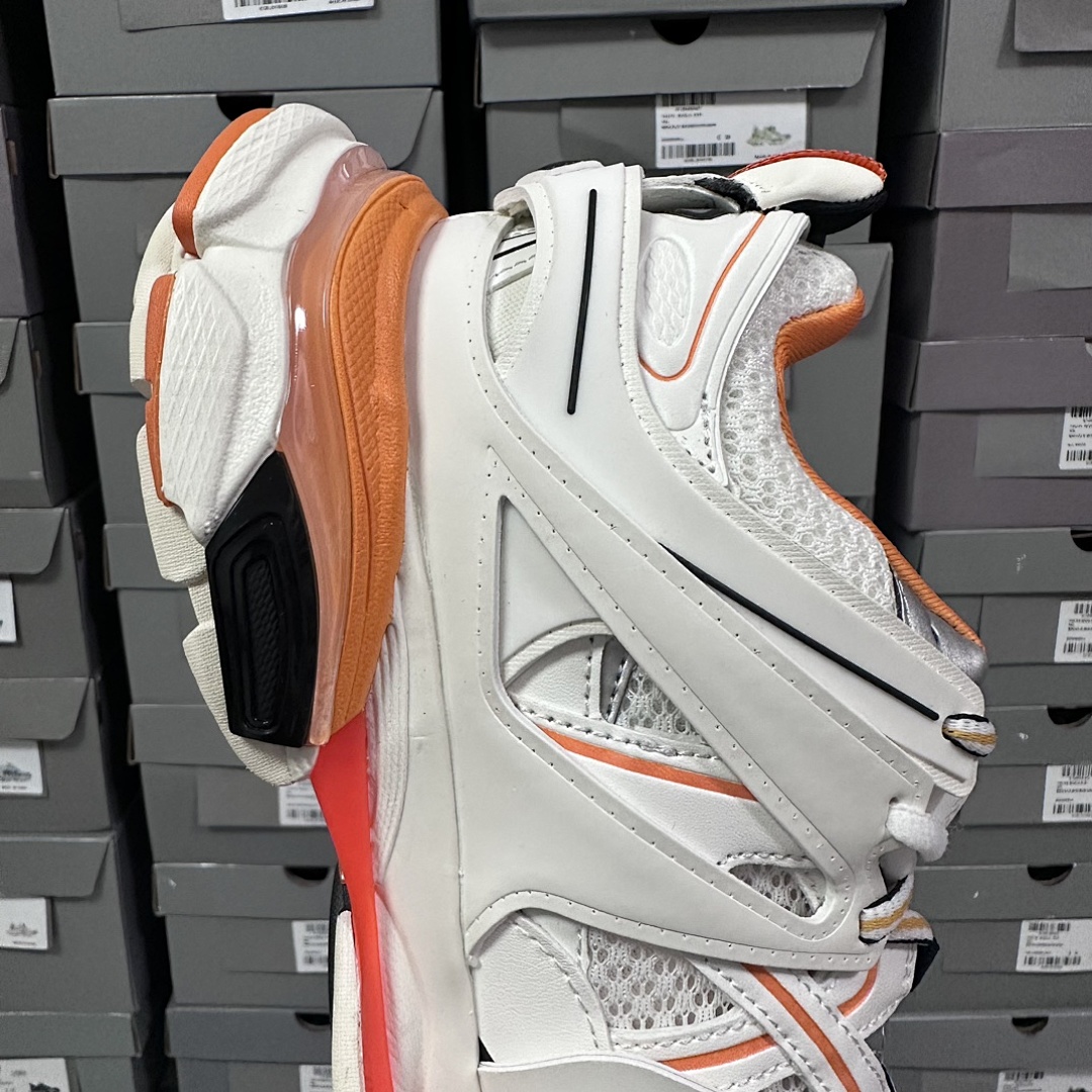 Balenciaga Track - Image 3