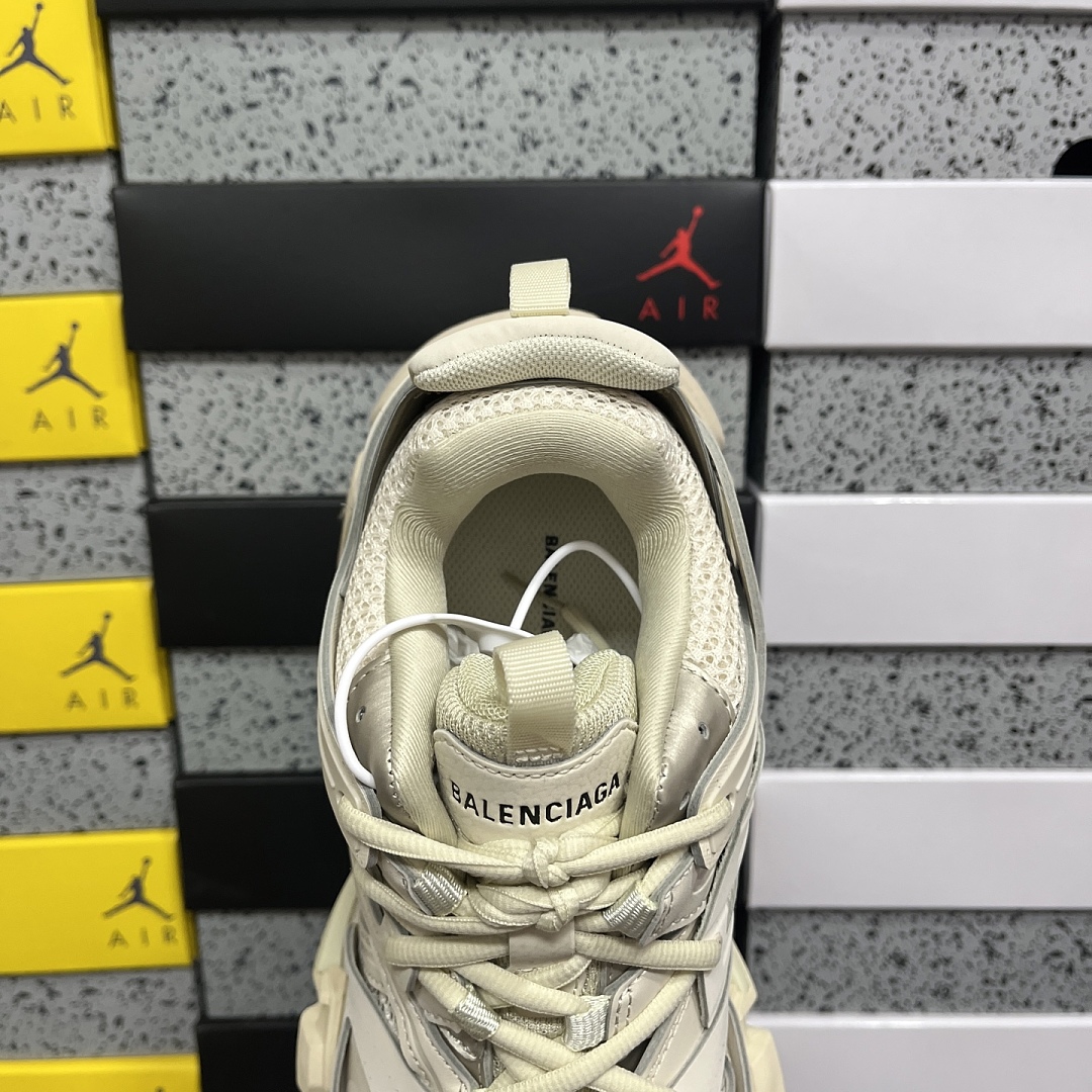 Balenciaga Track - Image 3