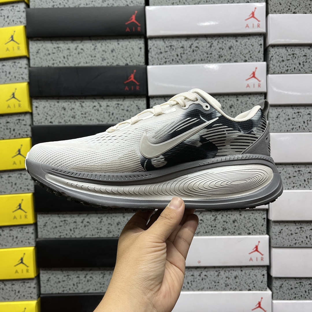 Nike Vomero - Image 8