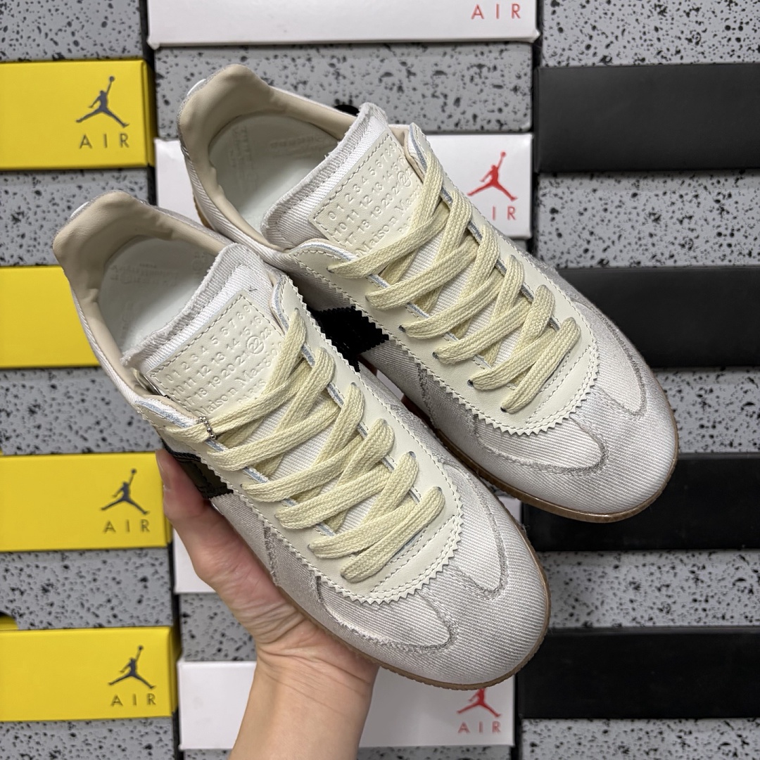 On Running Maison Margiela Replica - Image 11