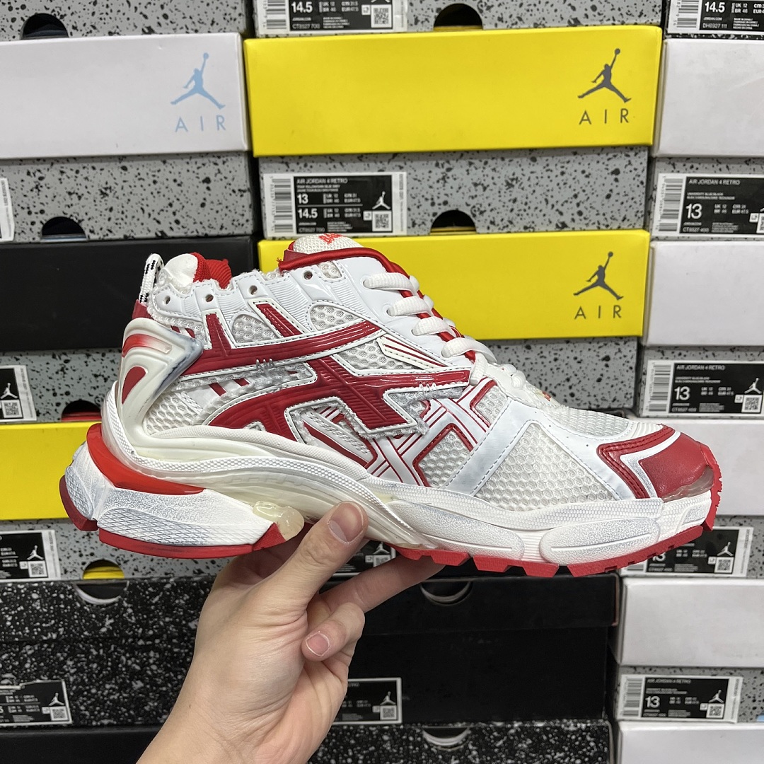 Balenciaga BLCG Runner 7.0 - Image 10